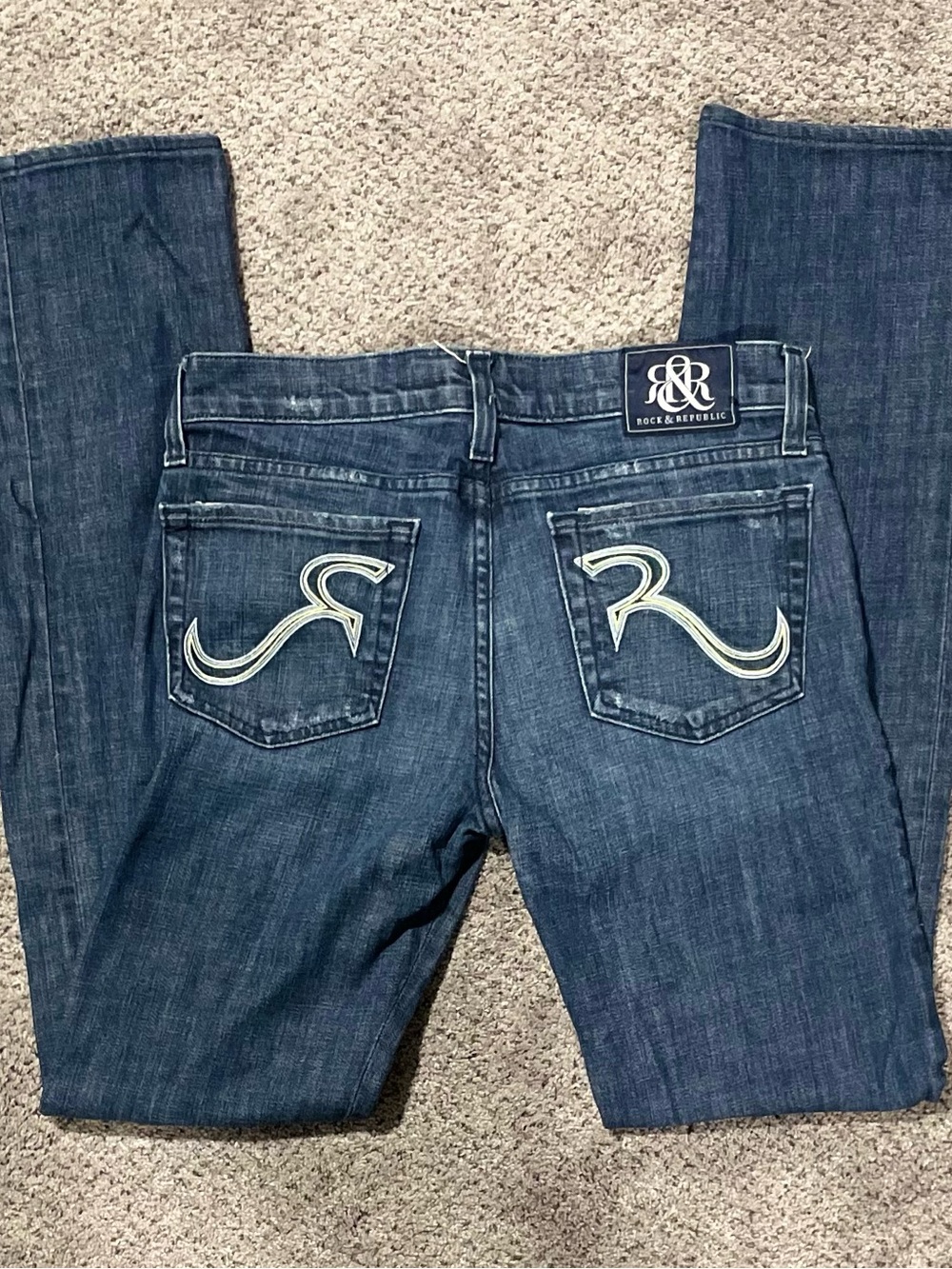 Rock & Republic Stella Jeans SZ 27 Y2K Dark Wash Distressed Embroidered R Pocket